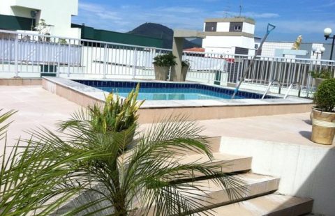 Cobertura com 3 dormitórios à venda, 169 m² por R$ 583.000 – Jardim Las Palmas – Guarujá/SP